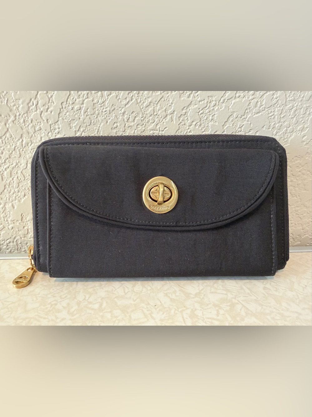 Baggallini Kyoto Black RFID Wallet